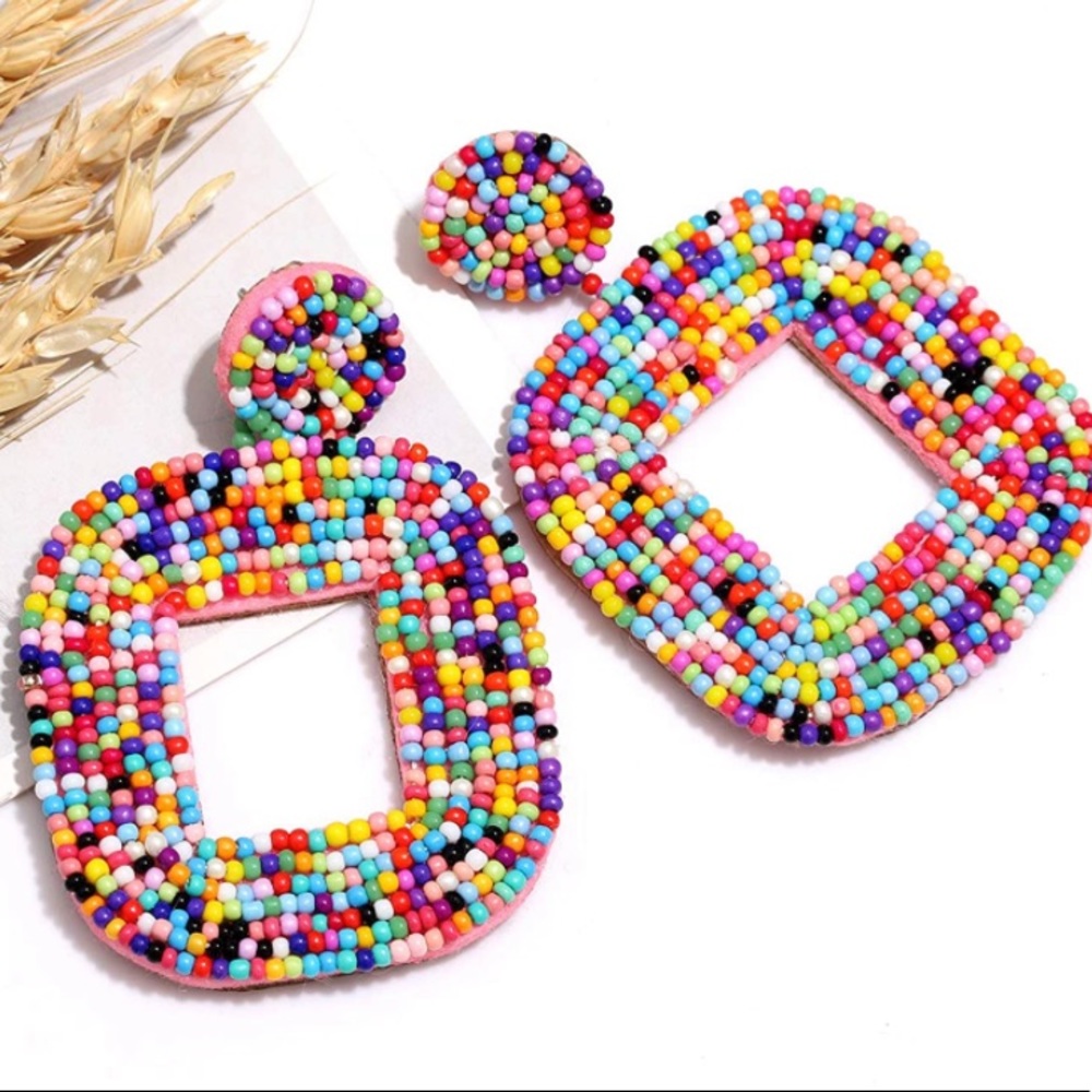 🛑SOLD🛑 Colorful big hanging beaded earrings - Picture 10 of 10
